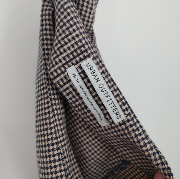 Urban Outfitters | mini skirt - Picture 4 of 5